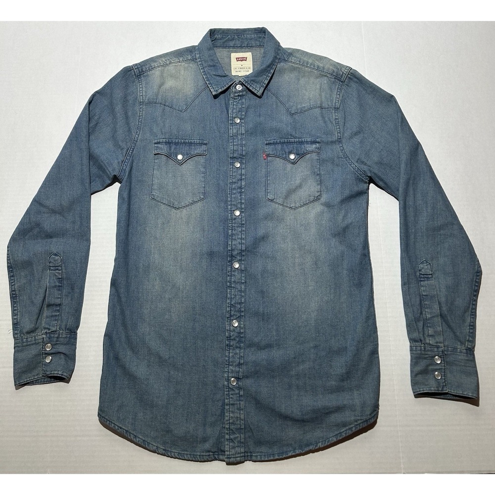 Levi's Denim Shirt Mens Medium Light Blue Pearl Snap Button Western Barstow EUC